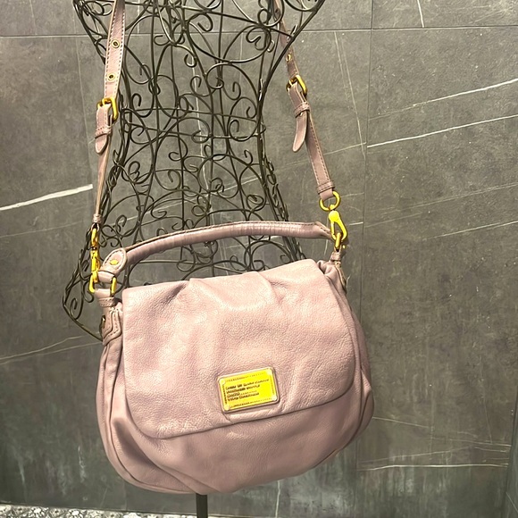 Marc By Marc Jacobs Handbags - Marc by Marc Jacobs lilac satchel/crossbody leather bag.  EUC